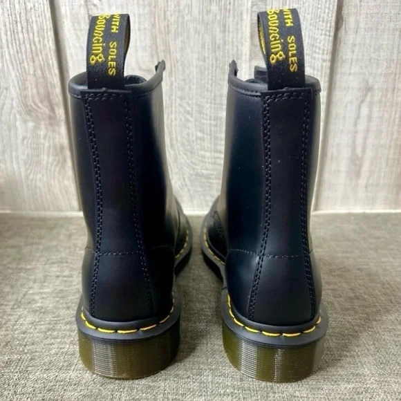 NEW WITH BOX - Dr. Martens 1460 Smooth Leather - Picture 3 of 10